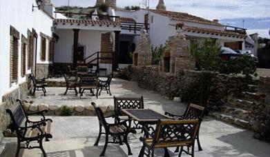 Apartamentos Cuevas Río Baza