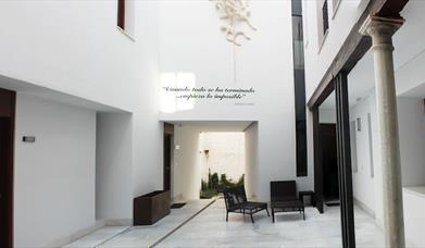 Apartamentos Elvira Suites