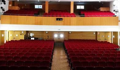 Teatro Los Remedios, Sevilla