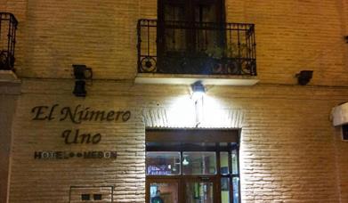 Hotel El Número Uno