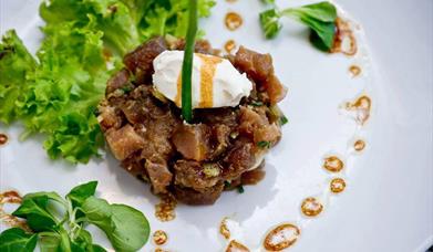 Vinela, Tapas y Copas