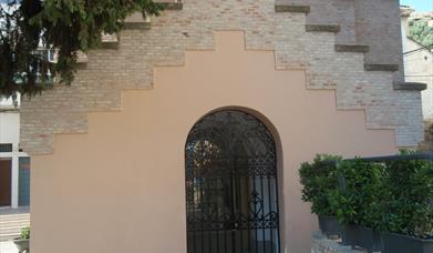 Mausoleo del General Narváez