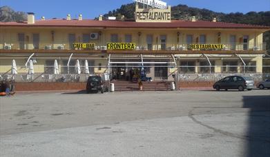 Pensión Nueva Frontera