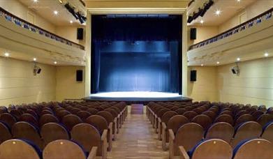 Teatro Martínez Montañés