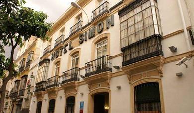 Hotel Simón