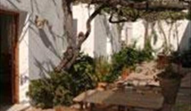 Patio Andaluz La Fontanilla