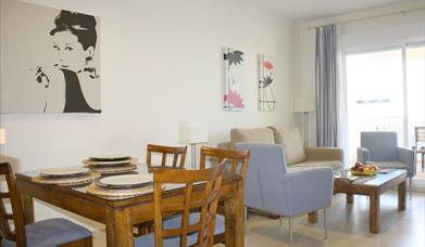 Apartamentos Costaluz Punta Umbía