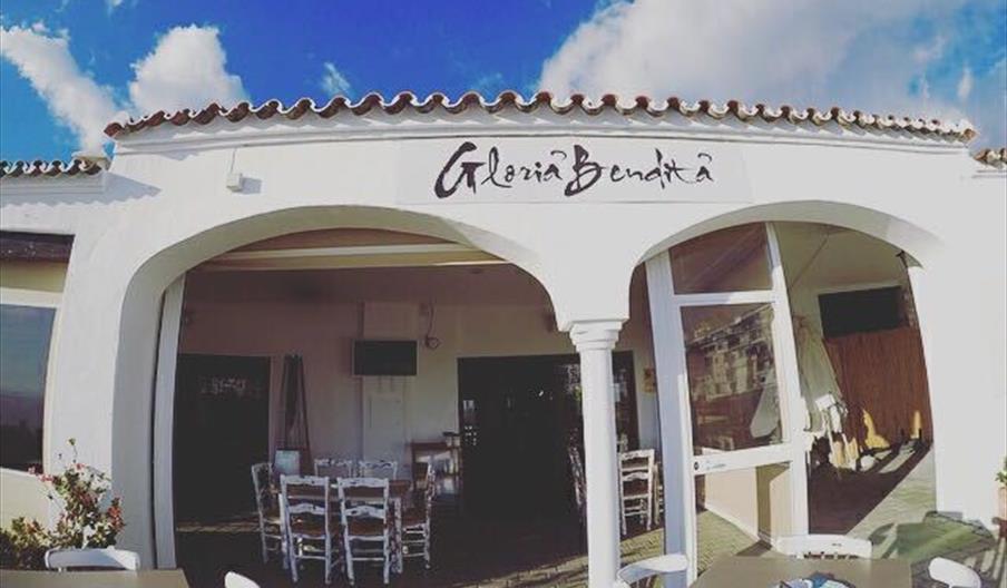 Gloria Bendita