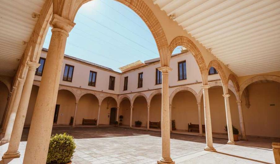 Palacio de Congresos Reuniones y Exposiciones Convento de Santo Domingo