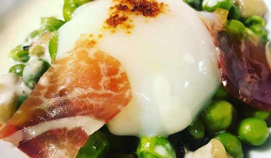 Platos del restaurante Ménade en la Axarquía