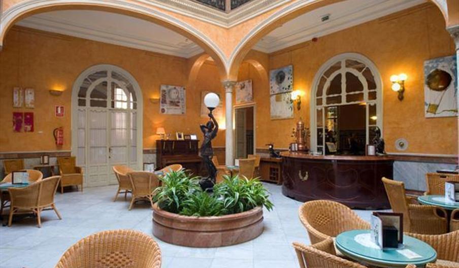 Hotel Alabardero