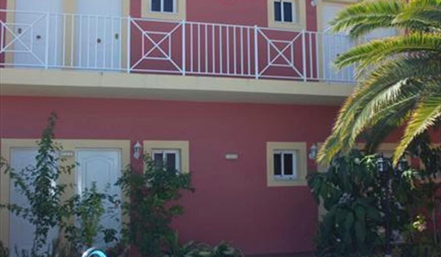 Hostal Alhaja Playa