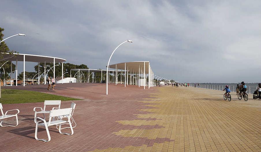 Paseo de La Ría