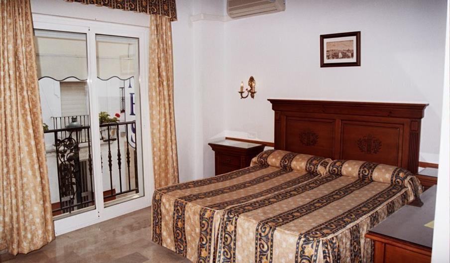 Hostal Dianes