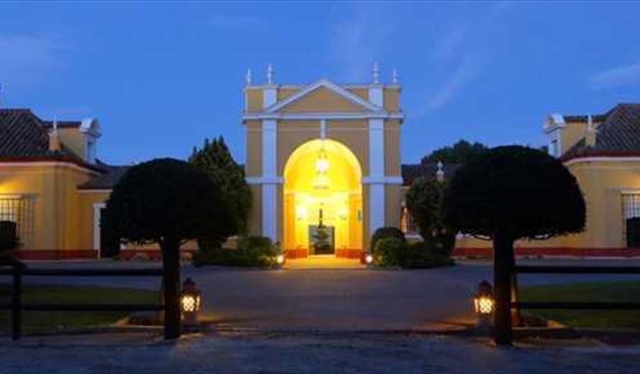 Entrada al Hotel