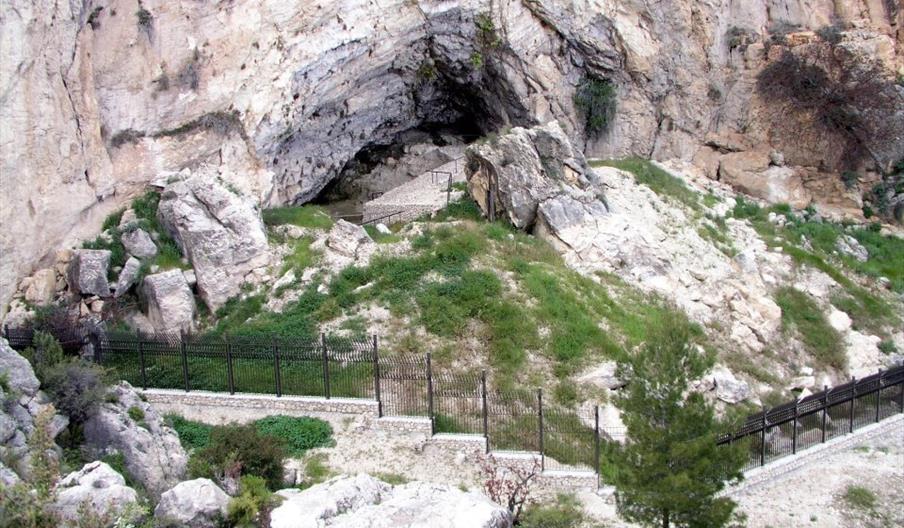 Cueva de Ambrosio