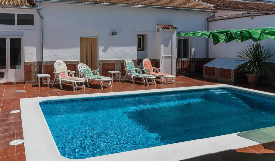 El Patio - piscina