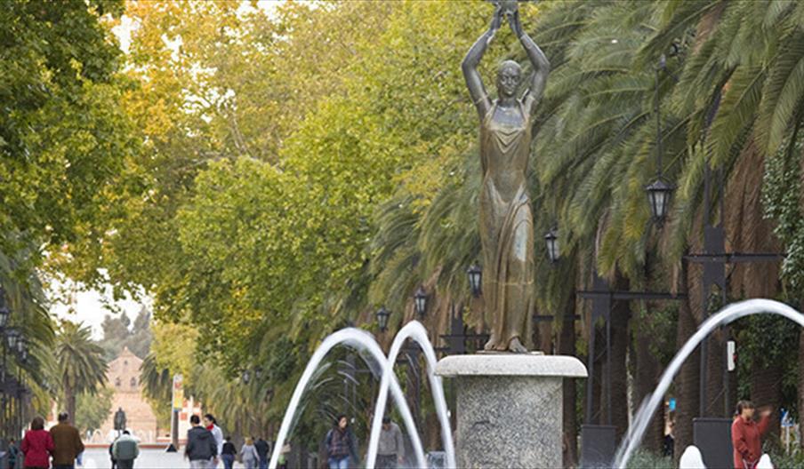 Paseo de Linarejos