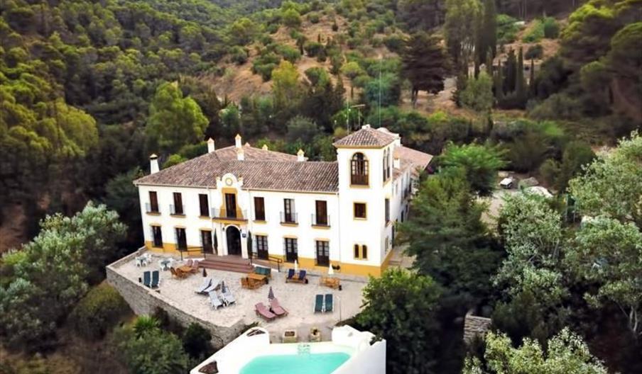 Hotel Humaina