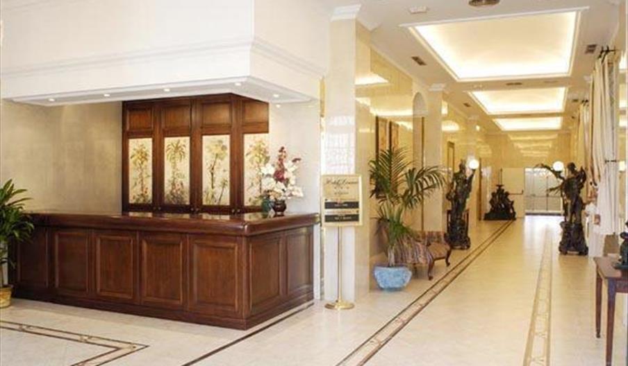 Hotel Lozano