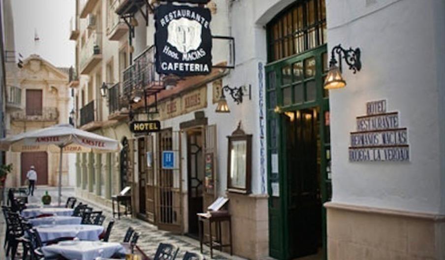 Hotel Macías