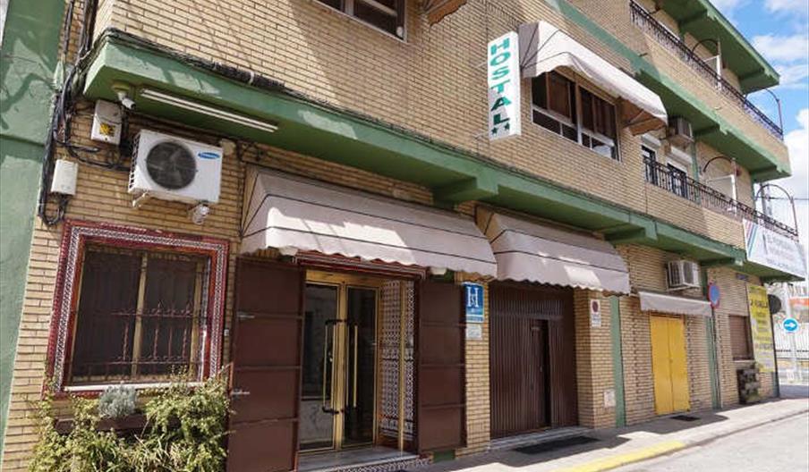 Hostal Alamare