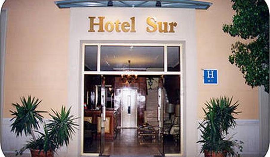 Sur