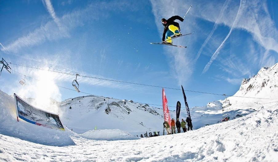 Ski'R us