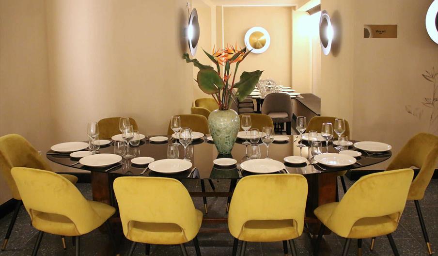 INTERIOR MESAS