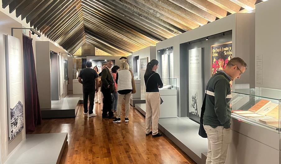 Sala expositiva Gran Capitán