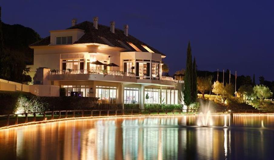 El Lago