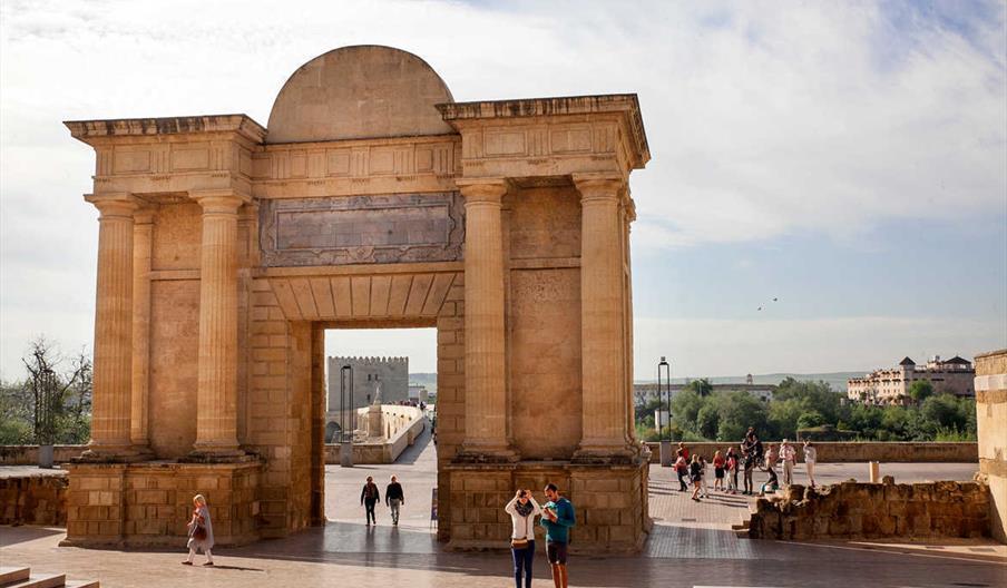 Puerta del Puente