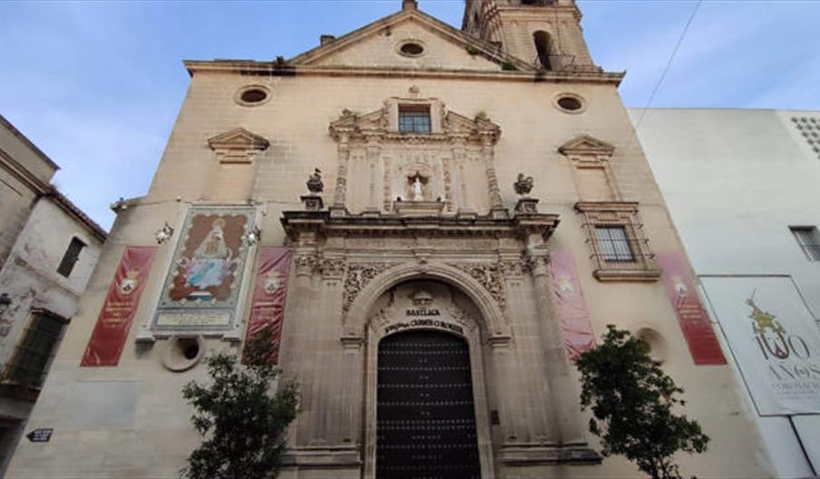 Basílica de Nuestra Señora del Carmen Coronada