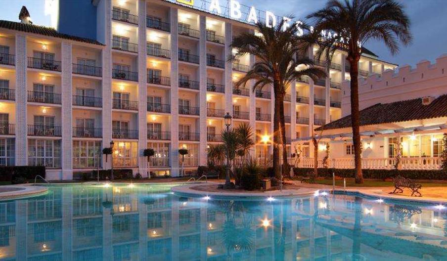 Hotel Abades Benacazón