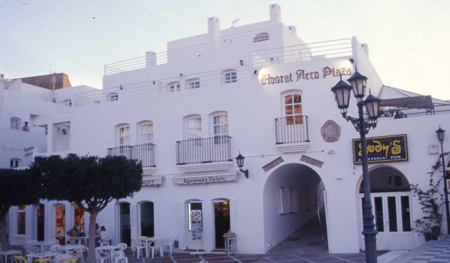 Arco Plaza