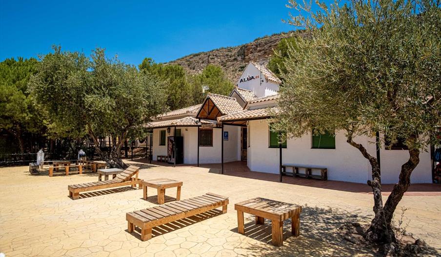 Camping Valdearenas