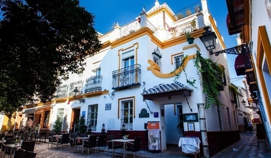Hotel Elvira Plaza