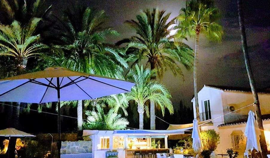 Banus Lodge
