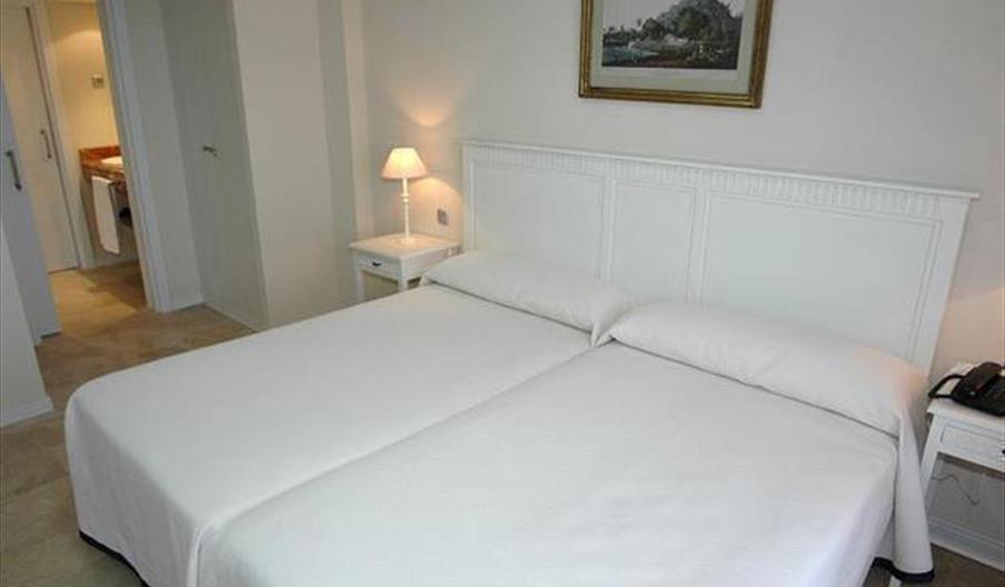 Manilva Green