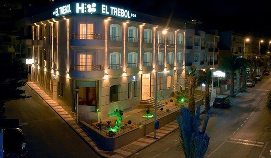 El Trébol