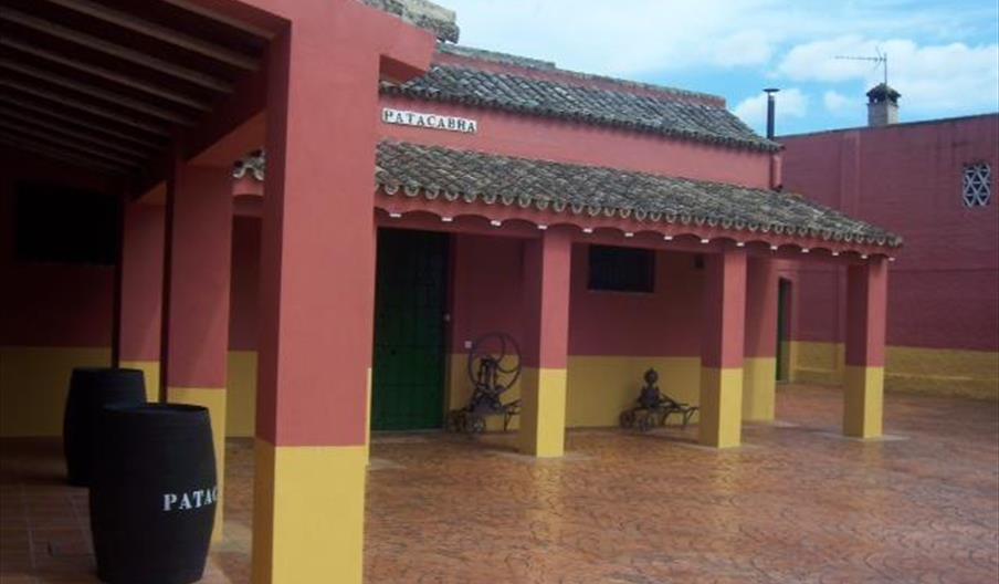 Bodegas Patacabra
