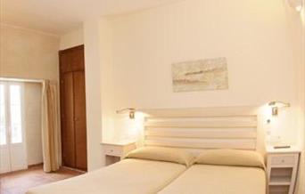 Hostal Alameda
