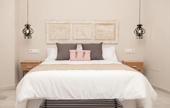 Valentina Home