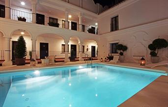 La Fonda Hotel