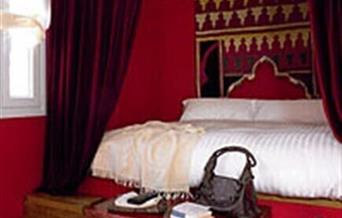 Apartamentos Giralda Suites