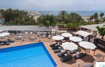 Apartamentos Seven Village. Benalmádena (Málaga)