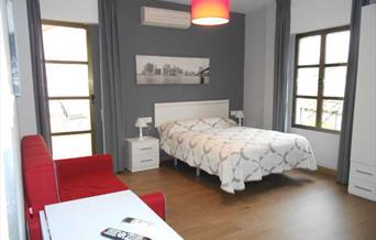 Apartamentos Home Granada
