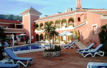 Los Arcos