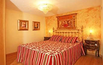 Hostal Lima II