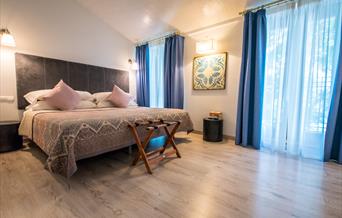 Hostal Al Lago
